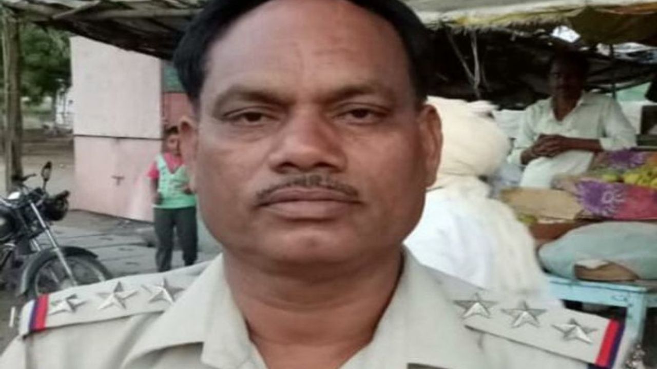 इंदौर के महू अदालत ने इंश्योरेंस कंपनी को लगाई लताड़ : सड़क दुर्घटना में टीआई रामचंद्र कोली की मौत, पर 40 लाख रुपए मुआवजा देने के आदेश