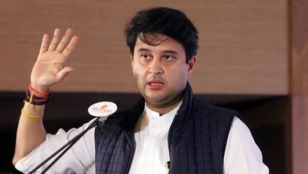 केंद्रीय मंत्री सिंधिया का कांग्रेस पर प्रहार, कहा—“जनता बार-बार सबक दे रही है”