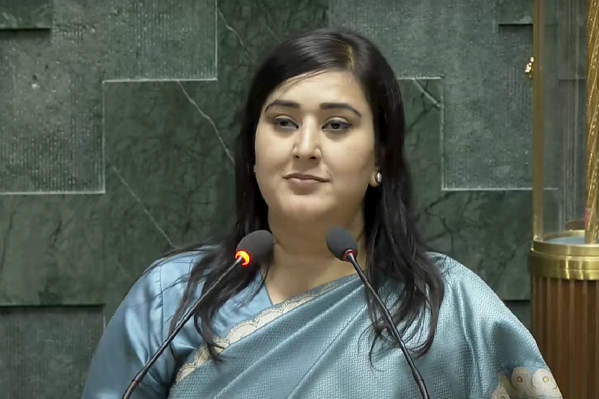 BJP सांसद बांसुरी स्वराज का खुला बयान: बंगाल में वंदे मातरम् पर खतरा
