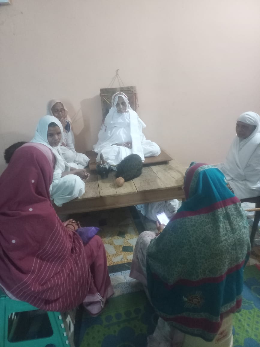 क्षुल्लिका उत्तीर्ण मति माता जी समाधि डोला यात्रा जैन समाज
