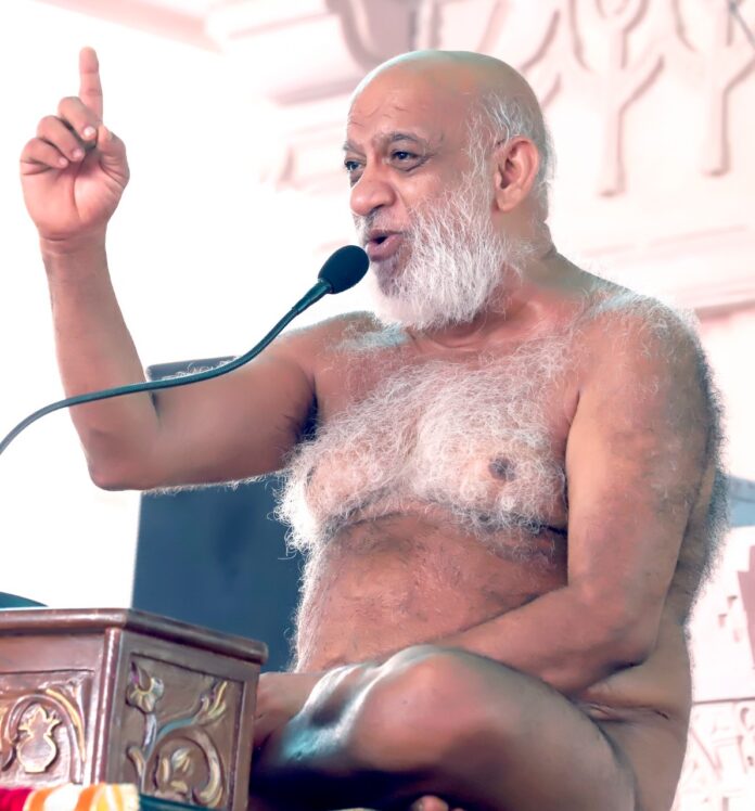 मुनि श्री 108 सुधा सागर जी महाराज टिप्पणी विवाद पर जैन समाज का आक्रोश