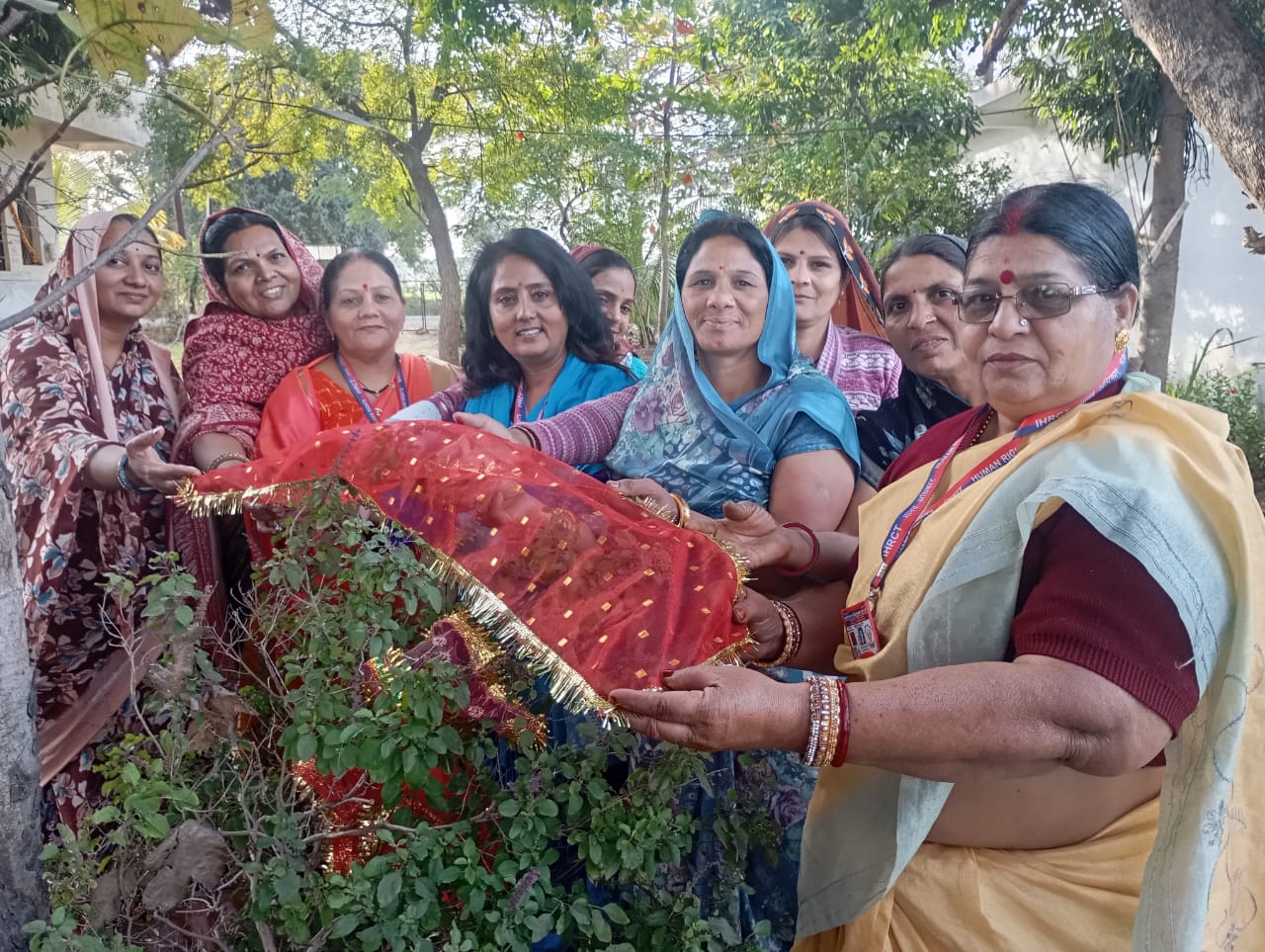 भारतीय मानव अधिकार सहकार ट्रस्ट तुलसी पूजन: बागली जिला देवास में आस्था और शक्ति का अद्भुत संगम