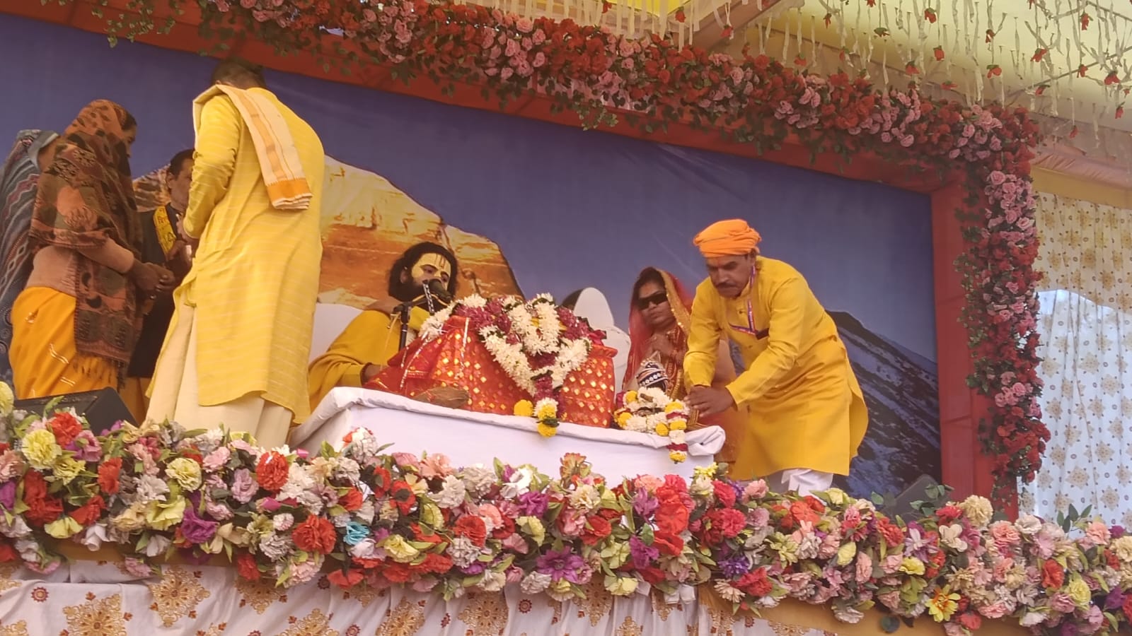 भारतीय मानव अधिकार सहकार ट्रस्ट शिव महापुराण कलश यात्रा