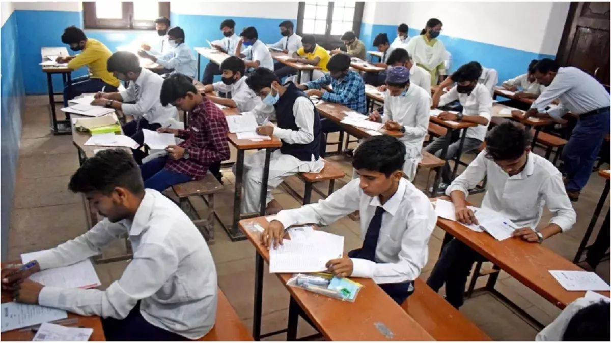 3.5 Lakh Students Dropout : उमंग सिंघार ने सरकार से पूछा, ‘बच्चे पढ़ाई क्यों छोड़ रहे हैं?’
