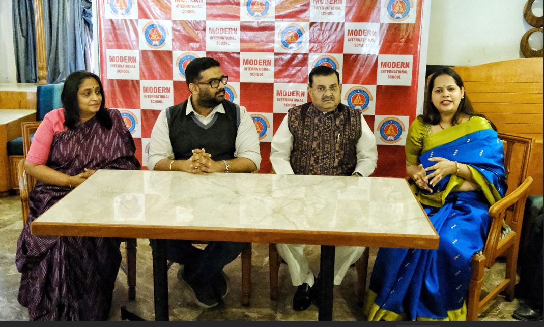 Modern Internaitional School का “क्वांटम ब्रेन परेड” विश्व रिकॉर्ड बनाने को तैयार