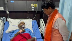 Contaminated Water in Indore Makes Several People Ill, Vijayvargiya Visits Hospital