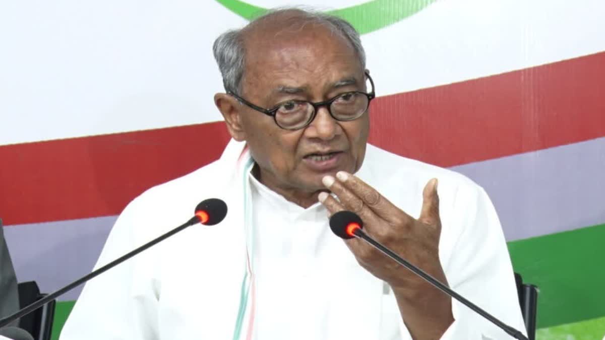 Digvijay Singh का तंज: “Bhagirathpura में मरे लोग भी हिंदू थे, फिर हिंदू सम्मेलन क्यों?”