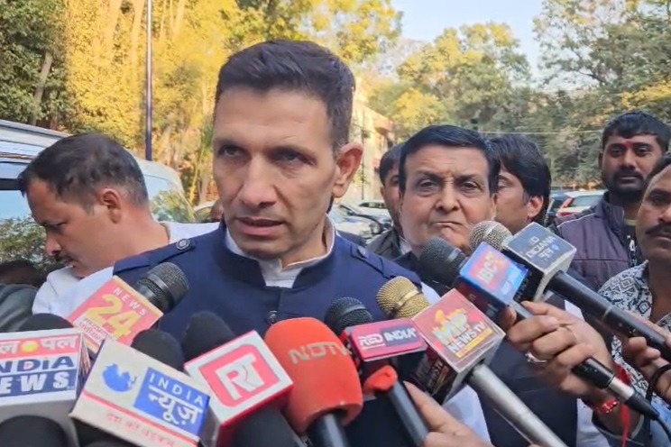 Bhagirathpura घटना: कांग्रेस का प्रदर्शन, जीतू पटवारी ने कहा- सरकार कर रही पाप छिपाने की कोशिश