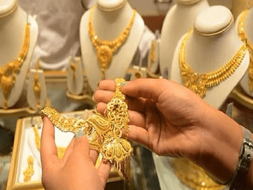 SONA गिरा ₹3,174 चांदी उछली ₹6,443 जानें आज का ताज़ा भाव