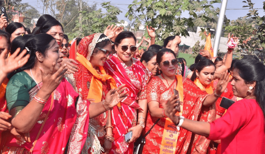 Thandla में जगद्गुरु स्वामी रामानन्दाचार्यजी की 726वीं जयंती पर ऐतिहासिक शोभायात्रा हजारों श्रद्धालुओं की सहभागिता