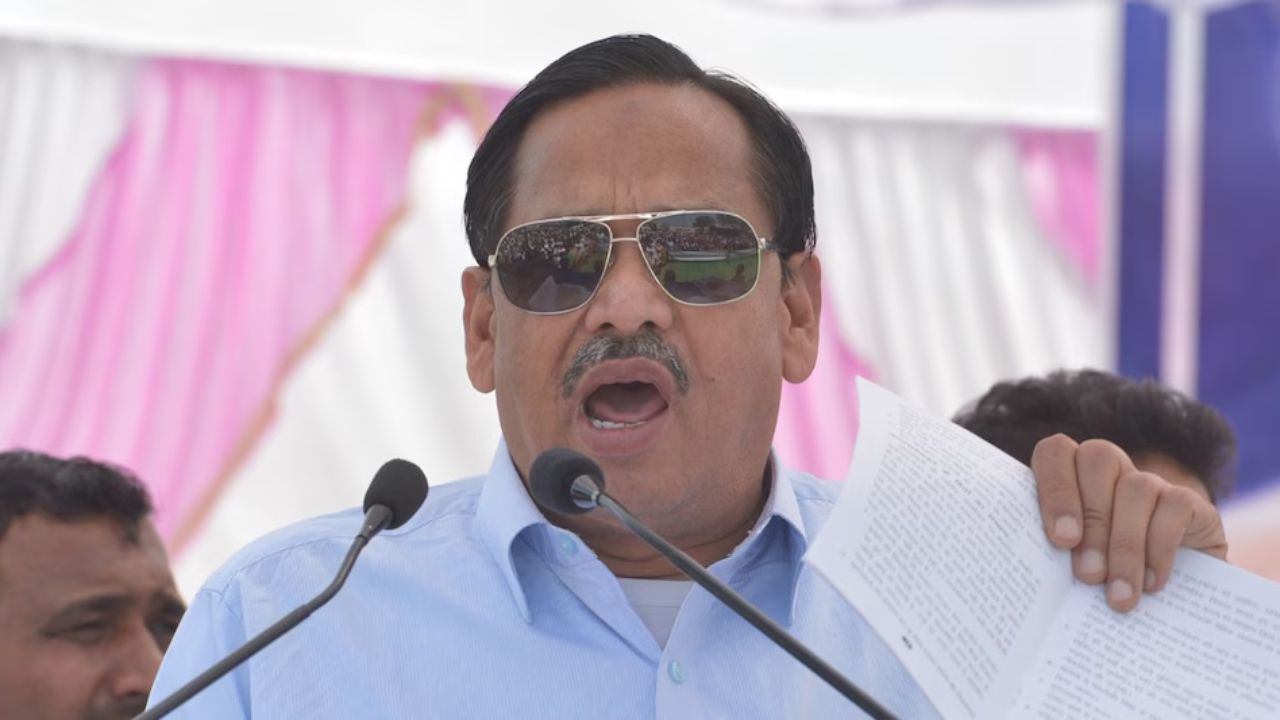 Congress को बड़ा झटका: नसीमुद्दीन सिद्दीकी ने दिया इस्तीफा, चंद्रशेखर आज़ाद से हाथ मिलाने की अटकलें