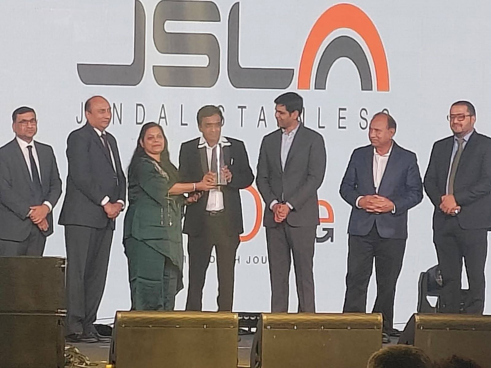 18 साल की भरोसेमंद साझेदारी को मिला सम्मान: Jindal स्टेनलेस ने किया बेस्ट सेलर अवॉर्ड से सम्मानित