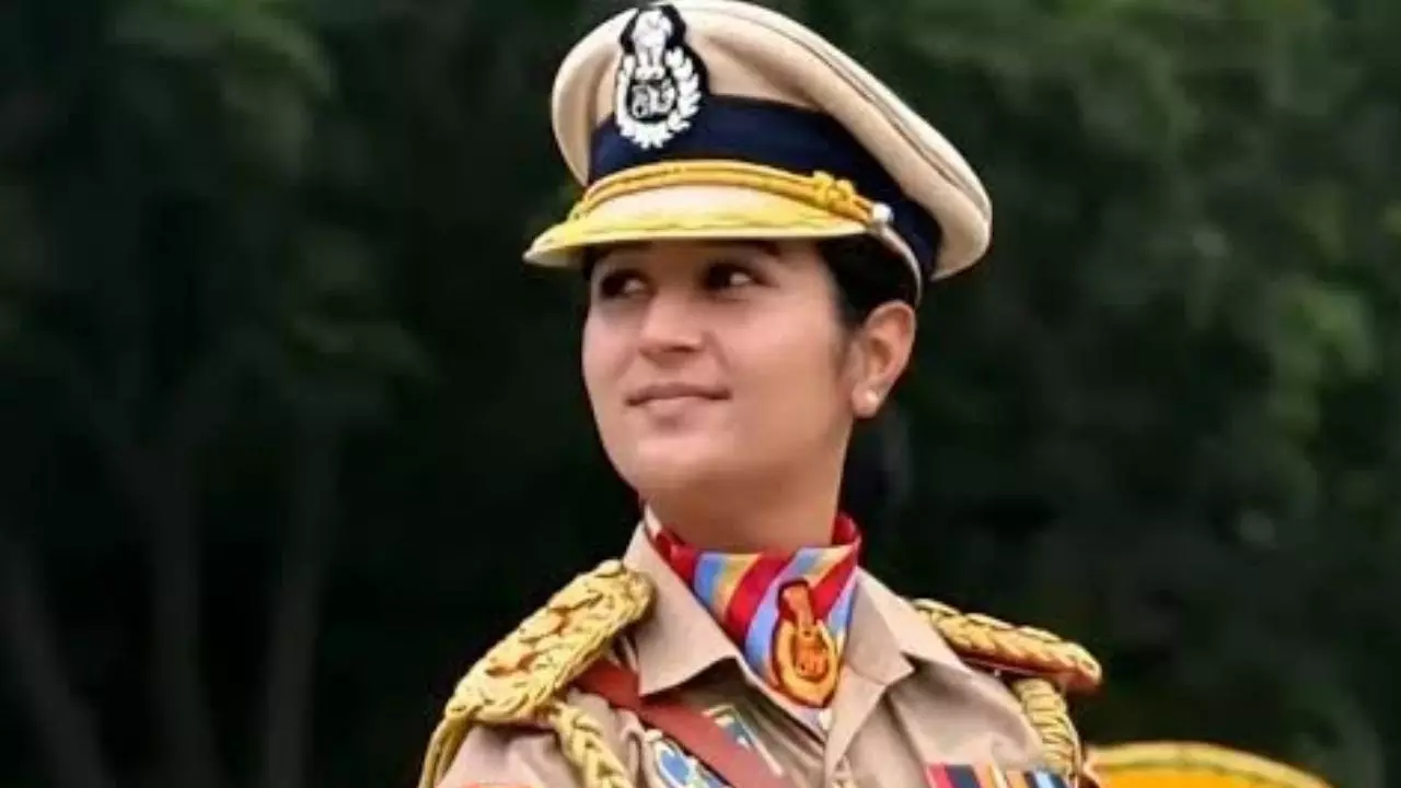 Republic Day 2026: नारी शक्ति की ऐतिहासिक जीत, गणतंत्र दिवस पर CRPF पुरुष दल की कमांडर होंगी सिमरन बाला