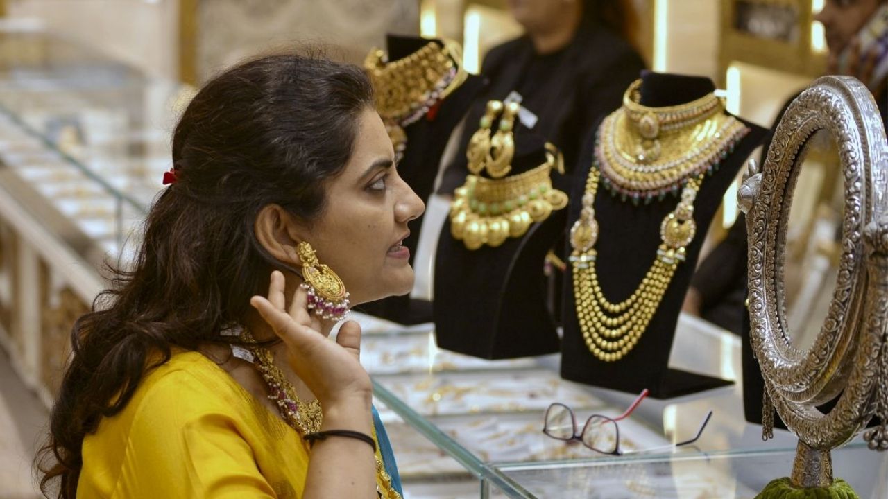 Gold -Silver Rate Update: सोने और चांदी के भाव नई ऊंचाई पर
