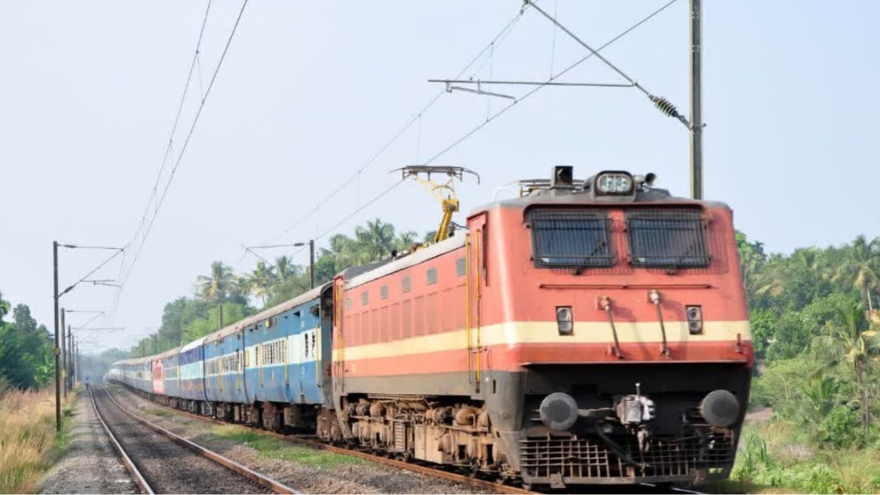 रेलवे टिकट बुकिंग नए नियम: अब पूरा नाम और सरनेम जरूरी, दलालों पर लगेगी सख्त रोक और बढ़ेगी सुरक्षा