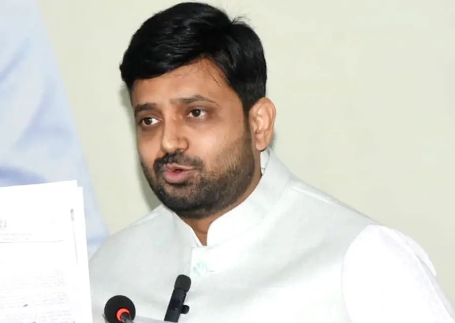 Hemant Katare Statement Sparks Big Political Storm After Resignation, कांग्रेस नेता का तीखा हमला, भाजपा में हलचल और सियासी तापमान बढ़ा