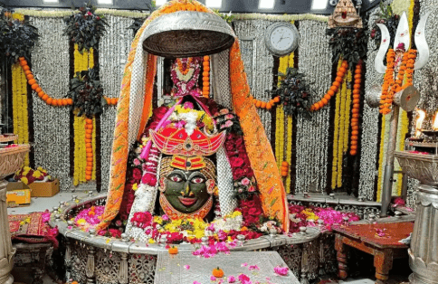 Ujjain Mahakal: फाल्गुन कृष्ण द्वितीया पर भस्म आरती में उमड़ा श्रद्धालुओं का सैलाब, भांग से हुआ बाबा महाकाल का दिव्य शृंगार