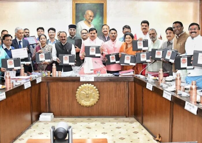 Municipal Corporation में 12 एल्डरमैन नियुक्ति: 50 से अधिक नेताओं की दावेदारी तेज़ राजनीति
