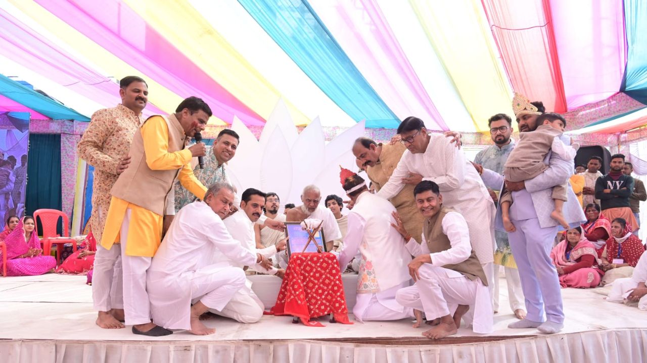 Nagda में ऐतिहासिक अंजनशलाका प्रतिष्ठा महोत्सव, भक्ति में डूबा जिनालय परिसर
