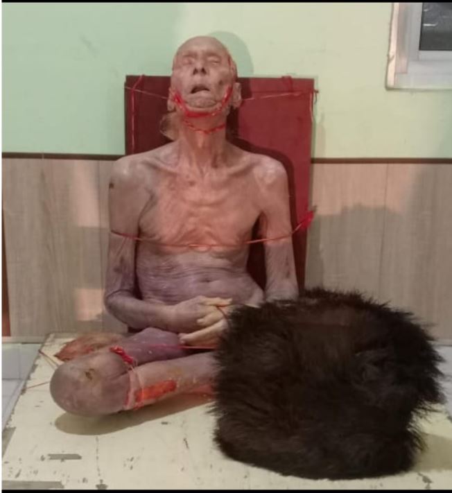 Jain Community Mourns: Munishri Vishnusagarji Maharaj Attains Samadhi, Embraces Sallekhana in Final Days