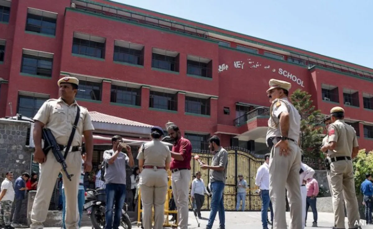 Bomb Threats Reported at Delhi Schools Again, Security Agencies on High Alert