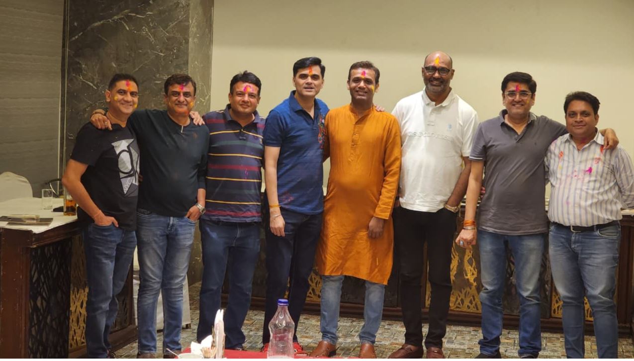 The Laughter Lounge Group Celebrates Holi with Colors and Joy in Jabalpur