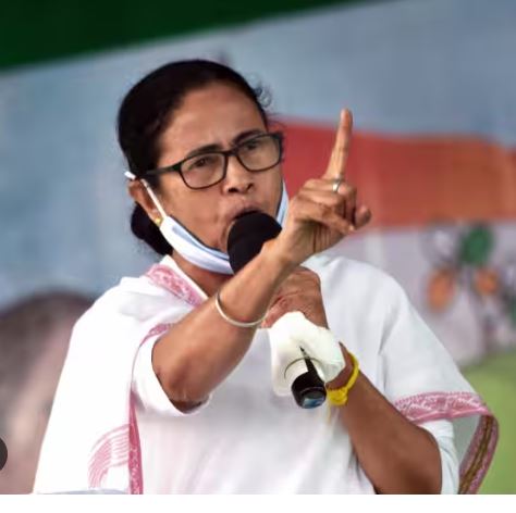 पश्चिम बंगाल चुनाव में Mamata Banerjee का बड़ा आरोप: चुनाव आयोग, केंद्रीय बलों और पर्यवेक्षकों की भूमिका पर उठाए गंभीर सवाल