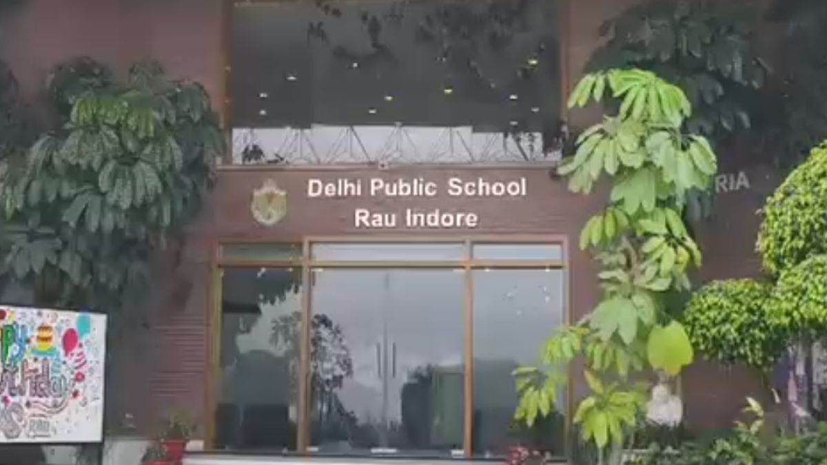इंदौर के DPS स्कूल को ई-मेल से बम धमकी, हड़कंप मचा, परिसर खाली, पुलिस और BDS की सर्चिंग जारी