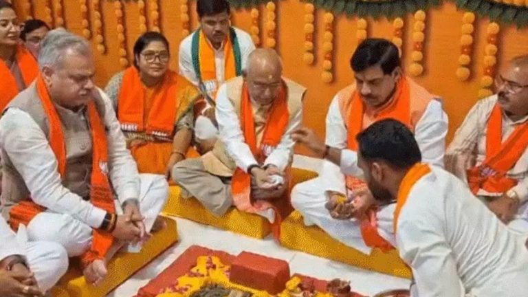 भाजपा के 47वें स्थापना दिवस पर MP में ऐतिहासिक उपलब्धि: 17 जिलों में नए कार्यालयों का भूमिपूजन, 62 जिलों का शानदार लक्ष्य