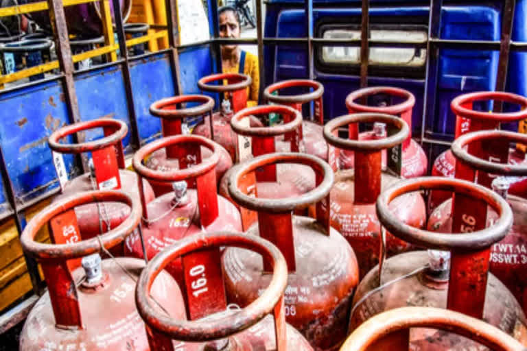 LPG संकट की अफवाह फैलाने वालों पर कार्रवाई, सरकार ने जारी की एडवाइजरी