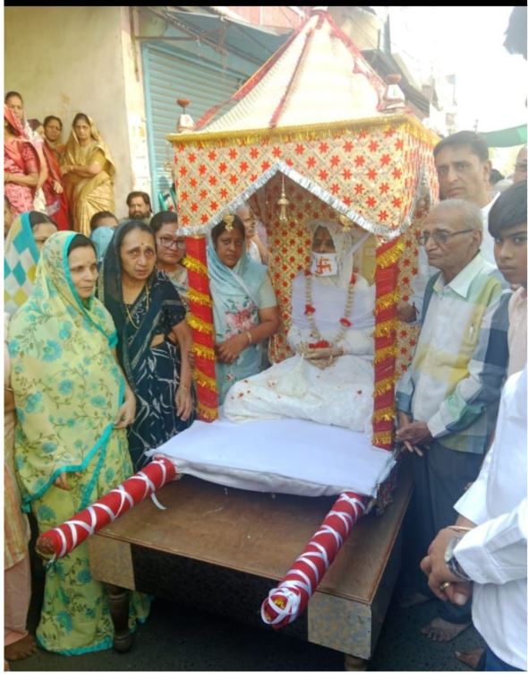 संयम, साधना और समर्पण का उदाहरण: निर्मला देवी बोथरा का देवलोक गमन