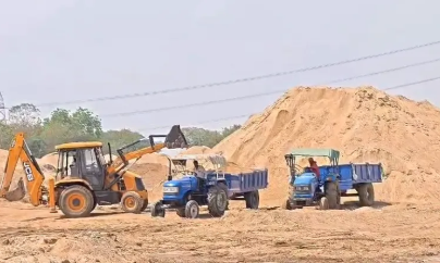 Chhattisgarh में अवैध रेत कारोबार का बड़ा खुलासा: बिलासपुर में 22 वाहन जब्त, रेत की कीमत 15000 से बढ़कर 19000 तक पहुंची
