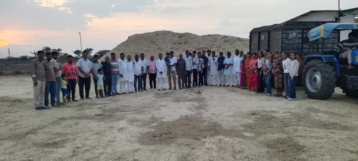 बरडिया परिवार ने गोगापुर गौशाला में जीव दया गौ सेवा का अद्भुत कार्य कर अनोखी श्रद्धांजलि दी