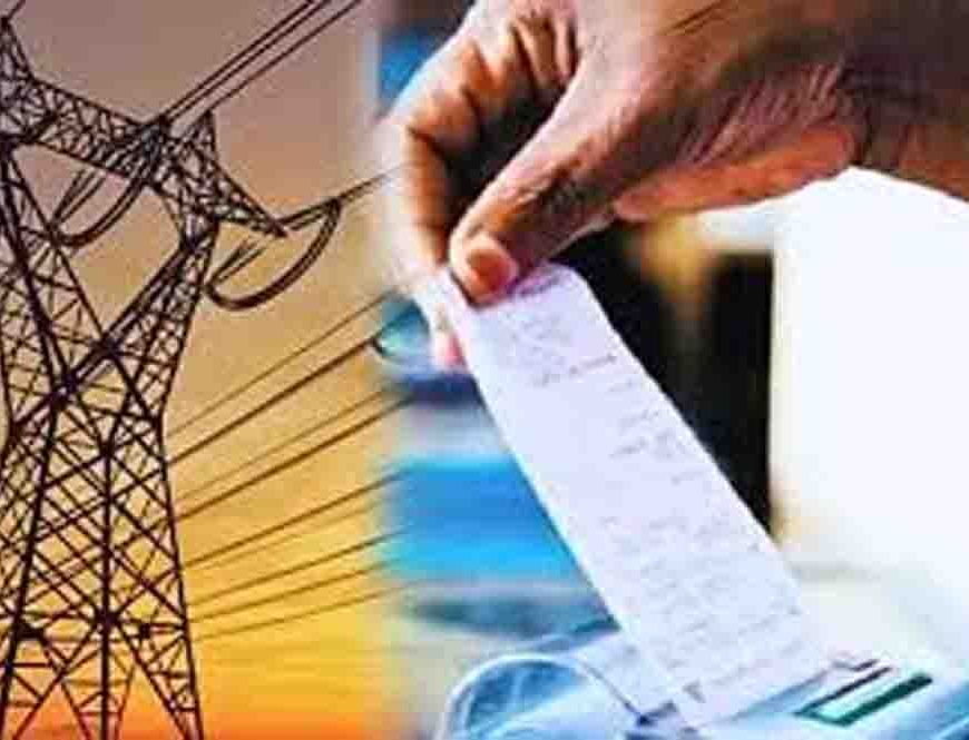 Maharajganj दुकानदार ने स्मार्ट मीटर गड़बड़ी पर बिजली विभाग को 1.69 लाख का नोटिस भेजा