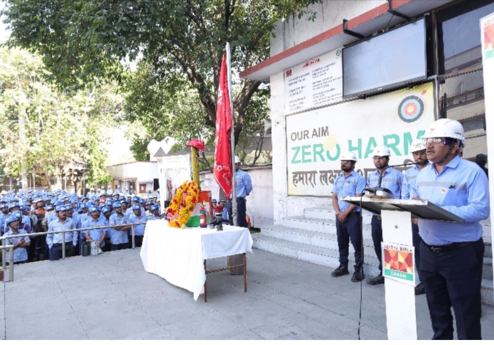 Grasim नागदा में अग्निशमन सेवा सप्ताह का संकल्प के साथ शुभारंभ