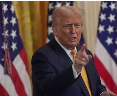 US–Iran तनाव के बीच बड़ा मोड़: ट्रंप ने ‘प्रोजेक्ट फ्रीडम’ रोका, होर्मुज स्ट्रेट को लेकर रणनीतिक बदलाव