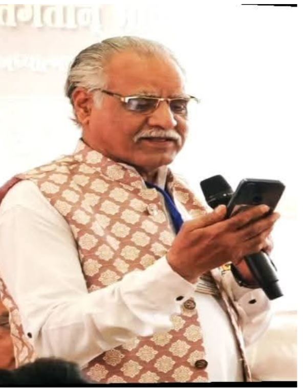 मां की ममता पर सुंदर कविता, जीवन में मां के महत्व, त्याग, प्रेम और मातृभूमि की महिमा का भावपूर्ण वर्णन