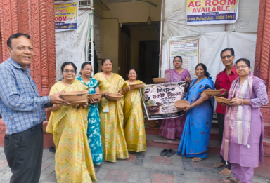 Indore निशुल्क सकोरे वितरण अभियान का तृतीय चरण सफलतापूर्वक संपन्न