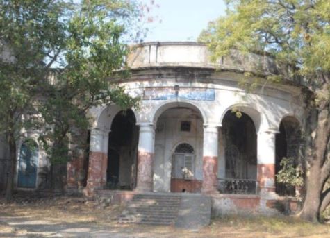 इंदौर में Lalbagh के पास 150 करोड़ रुपये से देवी अहिल्याबाई होलकर स्मारक का भव्य पारंपरिक तकनीक से निर्माण जारी