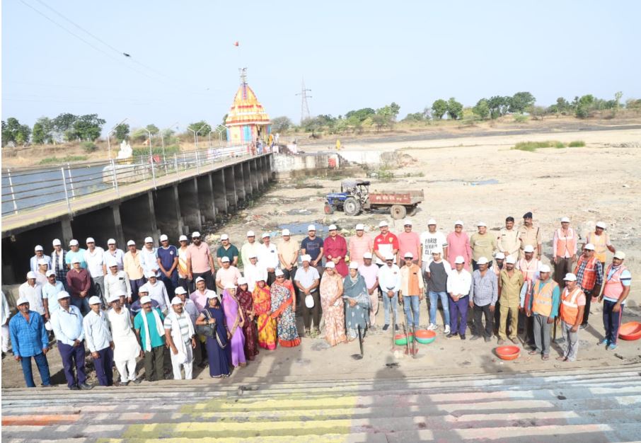 गंगा दशहरा पर कालीसिंध तट पर उमड़ा जनसैलाब, मंत्री Gautam Tetwal ने जल संरक्षण का दिलाया संकल्प