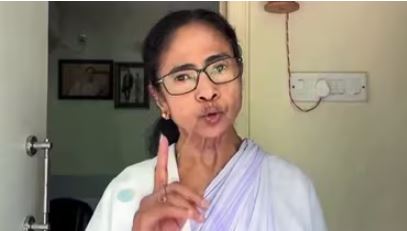 बंगाल चुनाव नतीजों पर Mamata Banerjee का बड़ा हमला, 100 सीटें लूटने और धांधली के गंभीर आरोप लगाए