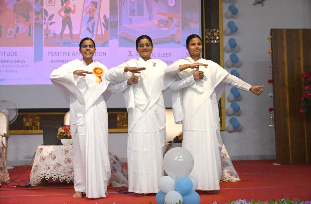 Indore : मेडिटेशन और सकारात्मक सोच से ओवरथिंकिंग पर पाया जा सकता है नियंत्रण