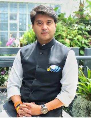 MP Politics: कांग्रेस नेता का ज्योतिरादित्य सिंधिया पर बड़ा हमला, बोले- कांग्रेस को ‘गद्दार’ की जरूरत नहीं