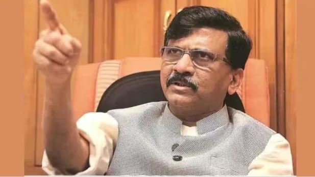 शिवसेना (UBT) में संभावित फूट की अटकलें तेज: संसद में कम उपस्थिति से बढ़ा राजनीतिक तनाव, संजय राउत के बयान से गरमाया माहौल