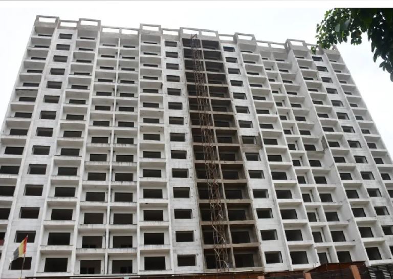 इंदौर में प्रधानमंत्री आवास योजना PMAY में बड़ा बदलाव: 3 और 4 BHK फ्लैट अब लग्जरी श्रेणी में, टेंडर से होगी बिक्री