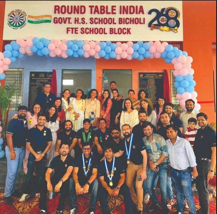 Indore United Round Table 268 द्वारा शासकीय उच्चतर माध्यमिक विद्यालय, बिचौली मर्दाना में 4 नवीन कक्षाओं के भवन का भव्य लोकार्पण (विस्तृत पुनर्लेखन)