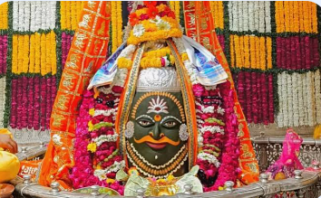 Ujjain में गूंजा जय श्री महाकाल का जयघोष, भस्म आरती में उमड़ा श्रद्धालुओं का सैलाब