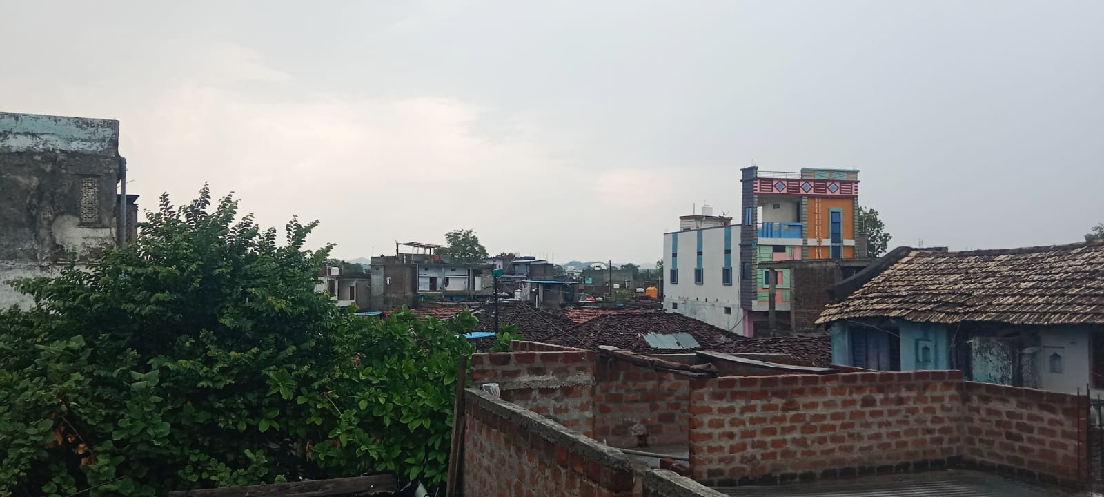 Silwani news में जोरदार बारिश: इंद्रदेव हुए मेहरबान, भीषण गर्मी से मिली बड़ी राहत, किसानों के चेहरे खिले