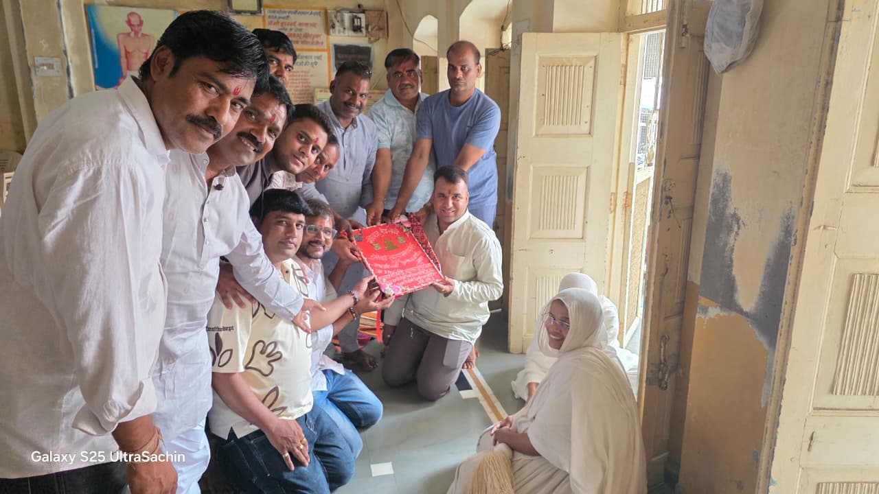 23 जुलाई का भव्य मंगल प्रवेश: महिदपुर रोड में पूज्य साध्वी अमृतरसा श्री जी म.सा. का मंगलमय चातुर्मास, जैन समाज में उत्साह