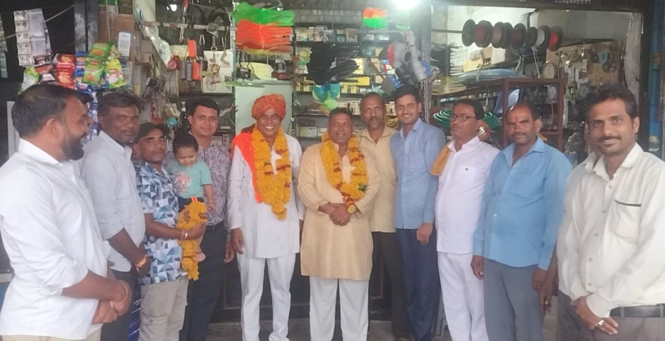 UdanKhedi पंचायत में सरपंच नंदकिशोर भिलाला के 4 साल पूरे, विकास कार्यों पर ग्रामीणों ने किया भव्य सम्मान समारोह आयोजित